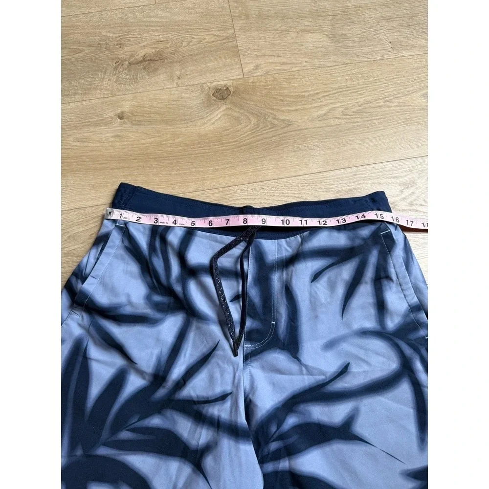 EUC Under Armour Men's‎ palm leaf print swim trunks shorts E-Board blue size M